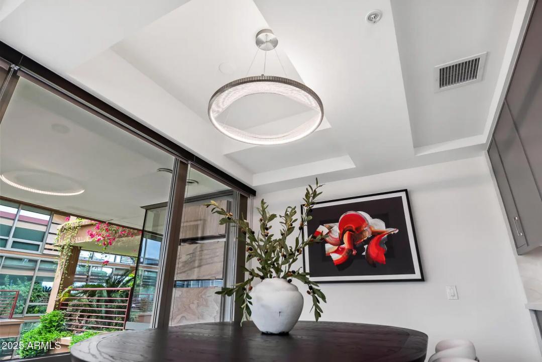 Real Estate Picture 13