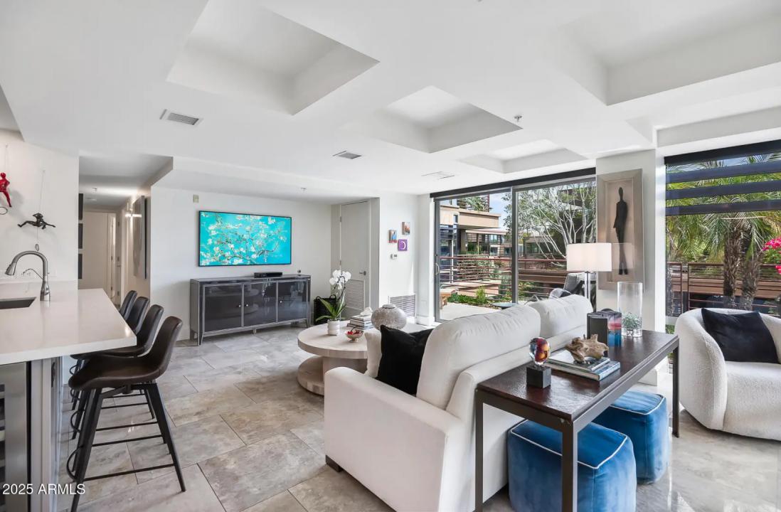 Real Estate Picture 16