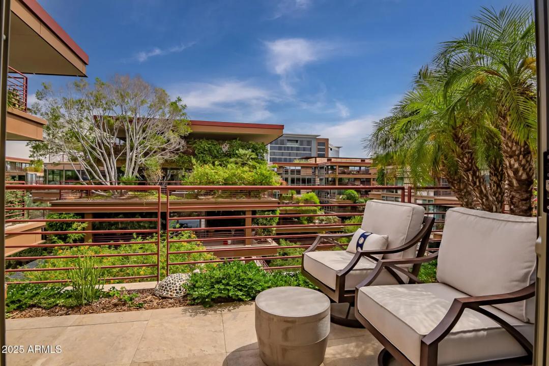 Real Estate Picture 21