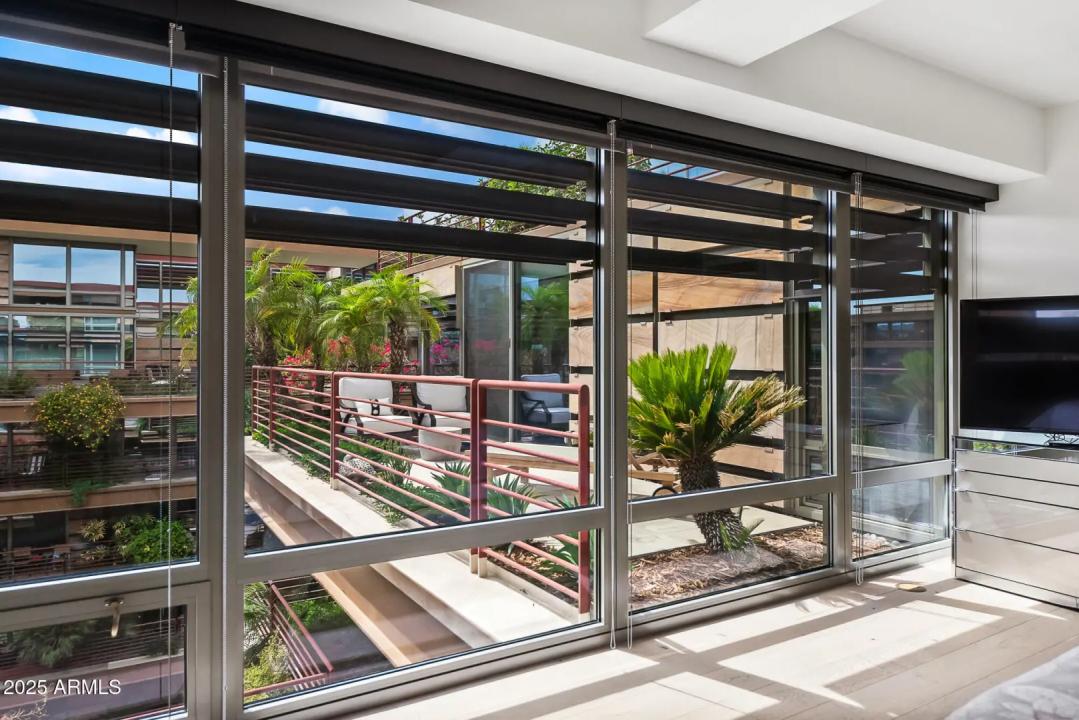 Real Estate Picture 43