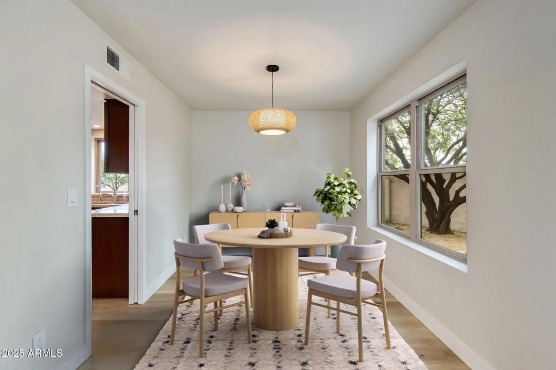 Real Estate Picture 6