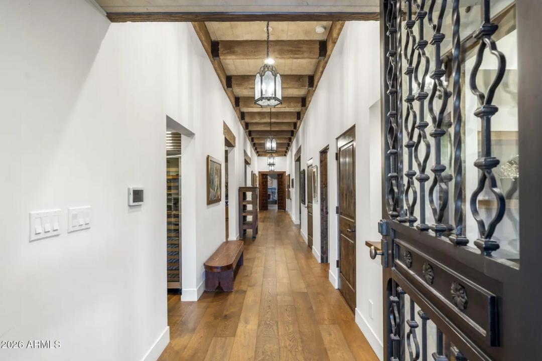 Real Estate Picture 22