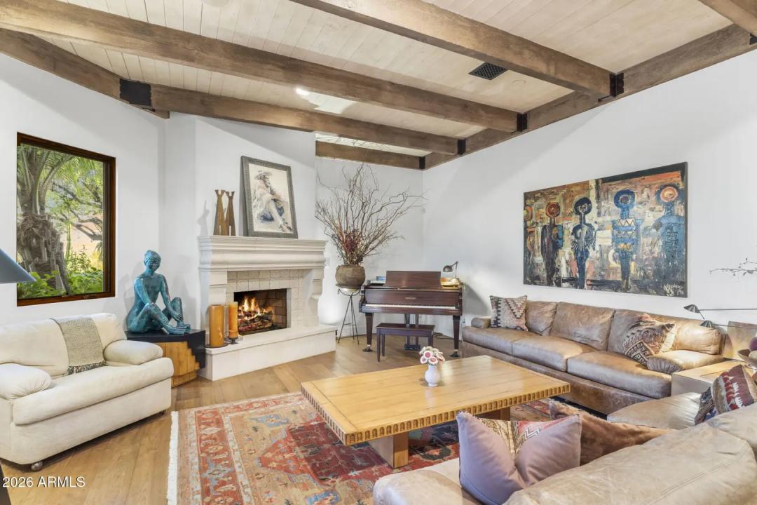 Real Estate Picture 28