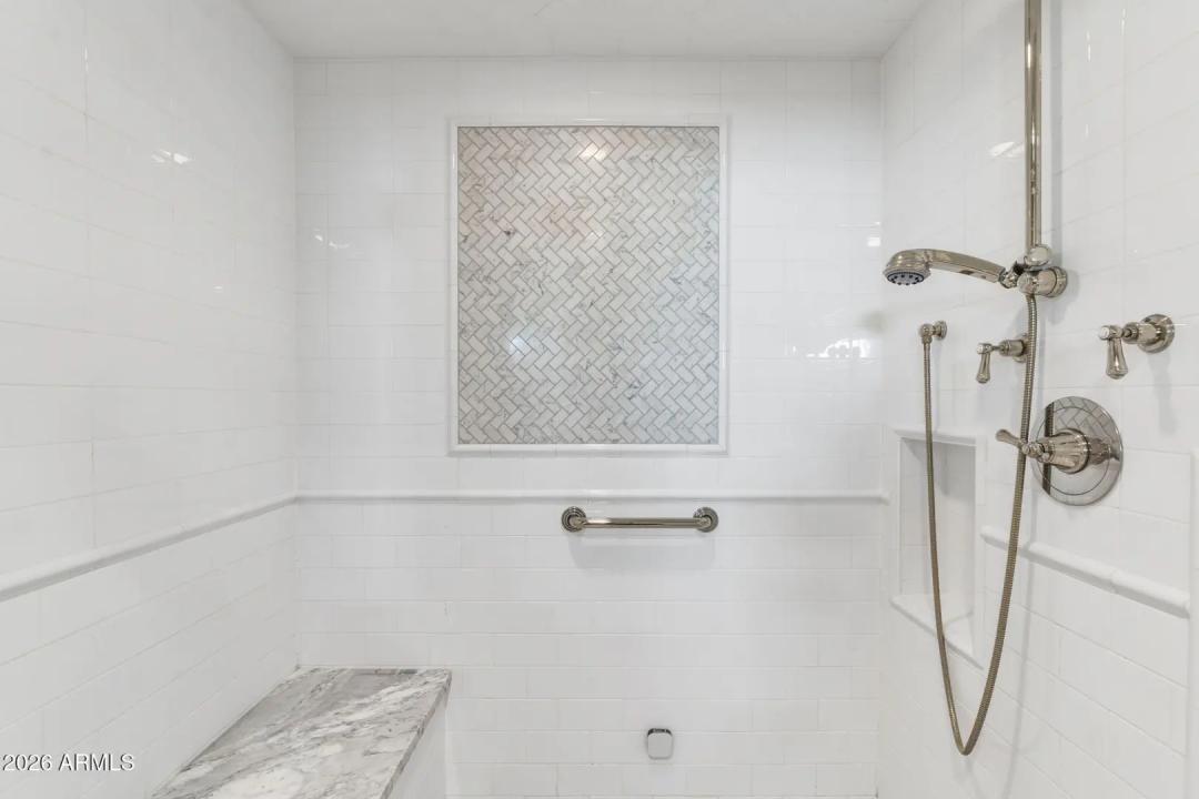 Real Estate Picture 55