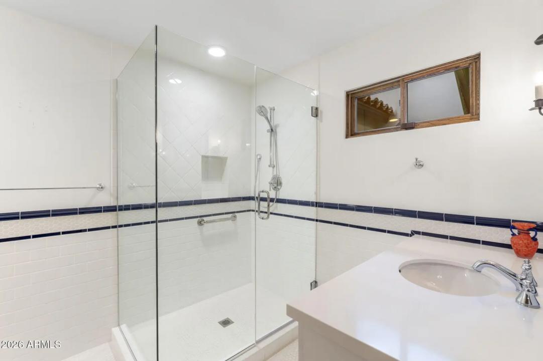 Real Estate Picture 62