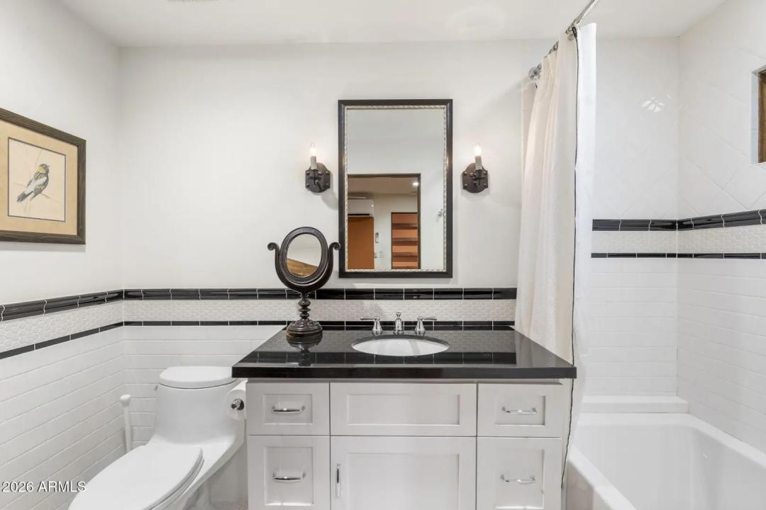 Real Estate Picture 70