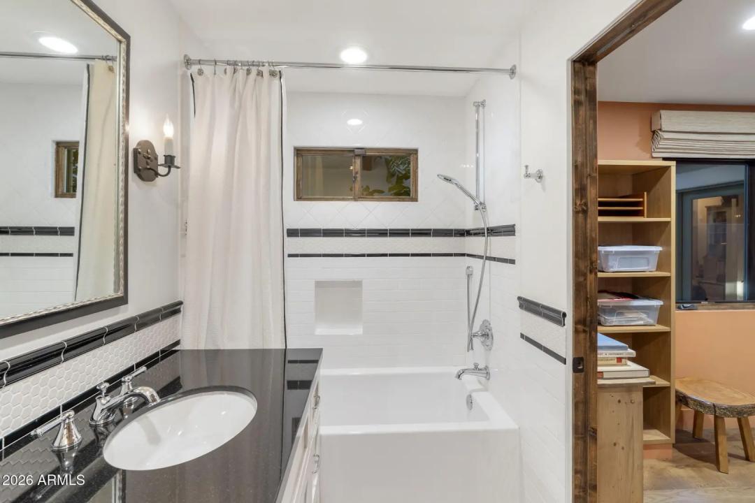 Real Estate Picture 71