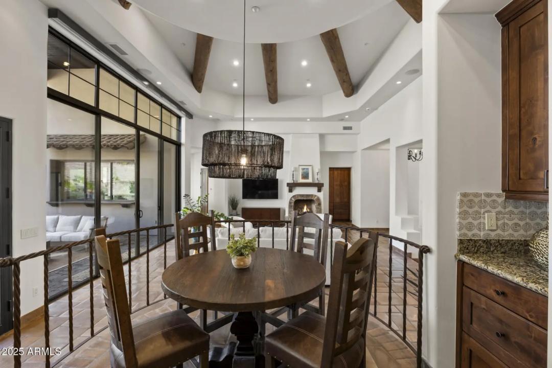 Real Estate Picture 15