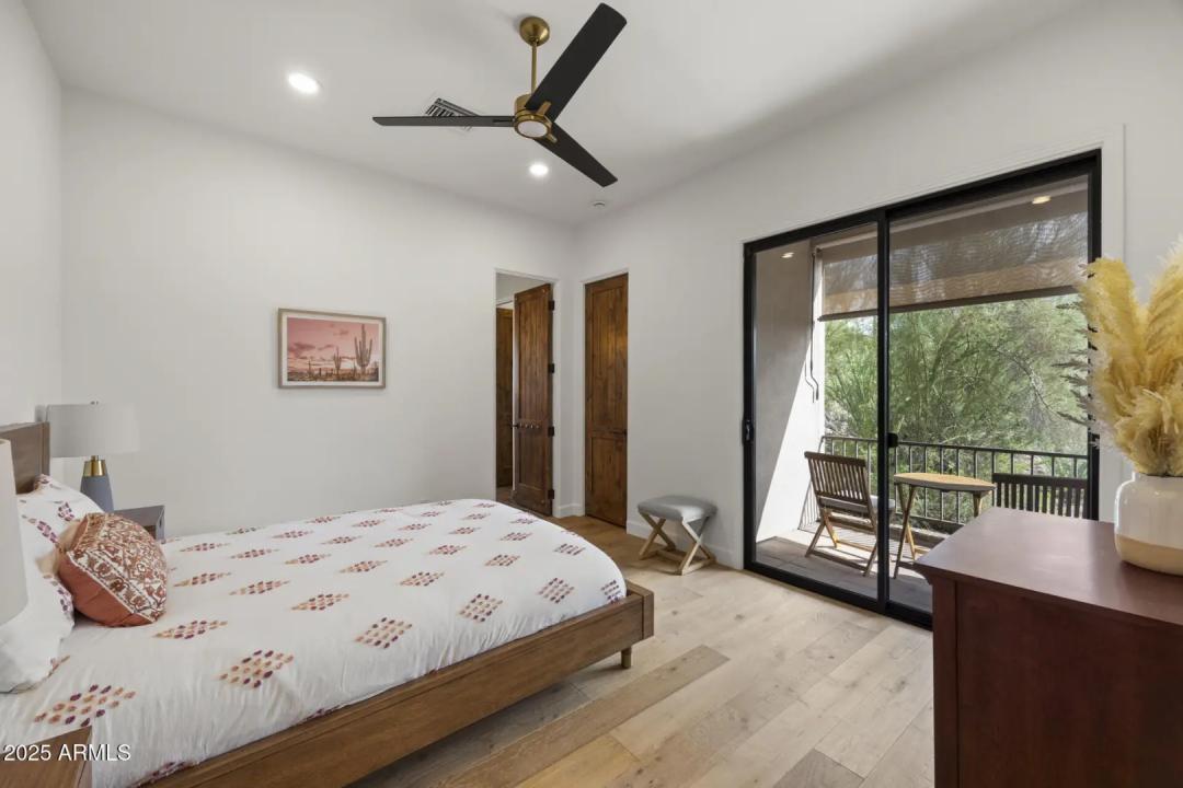 Real Estate Picture 21