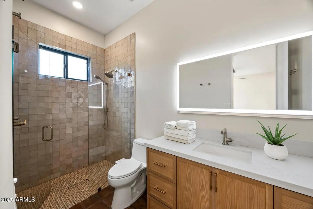 Real Estate Picture 28