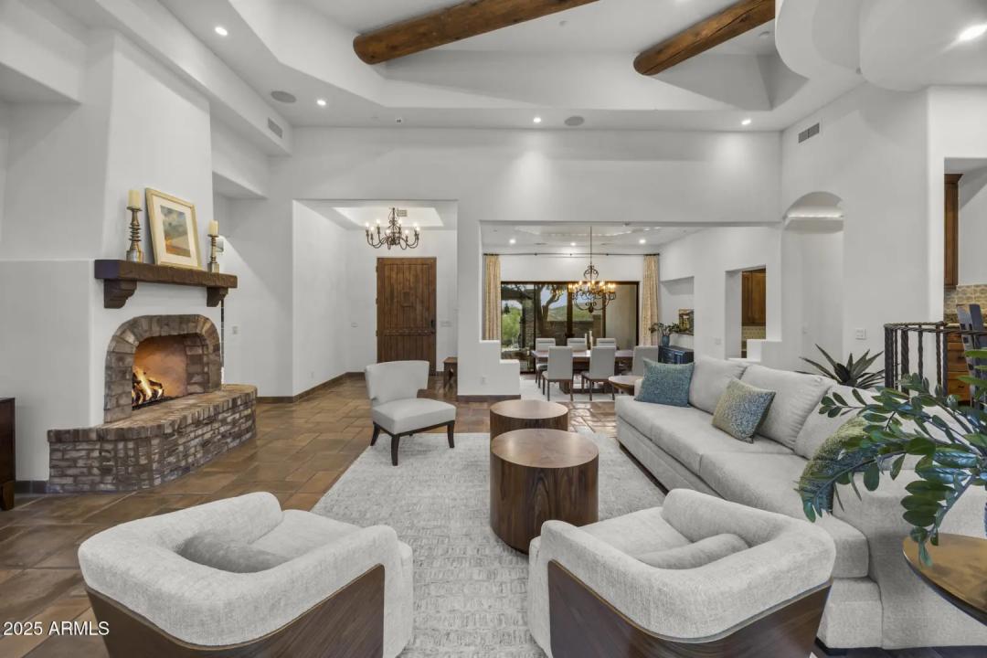 Real Estate Picture 6