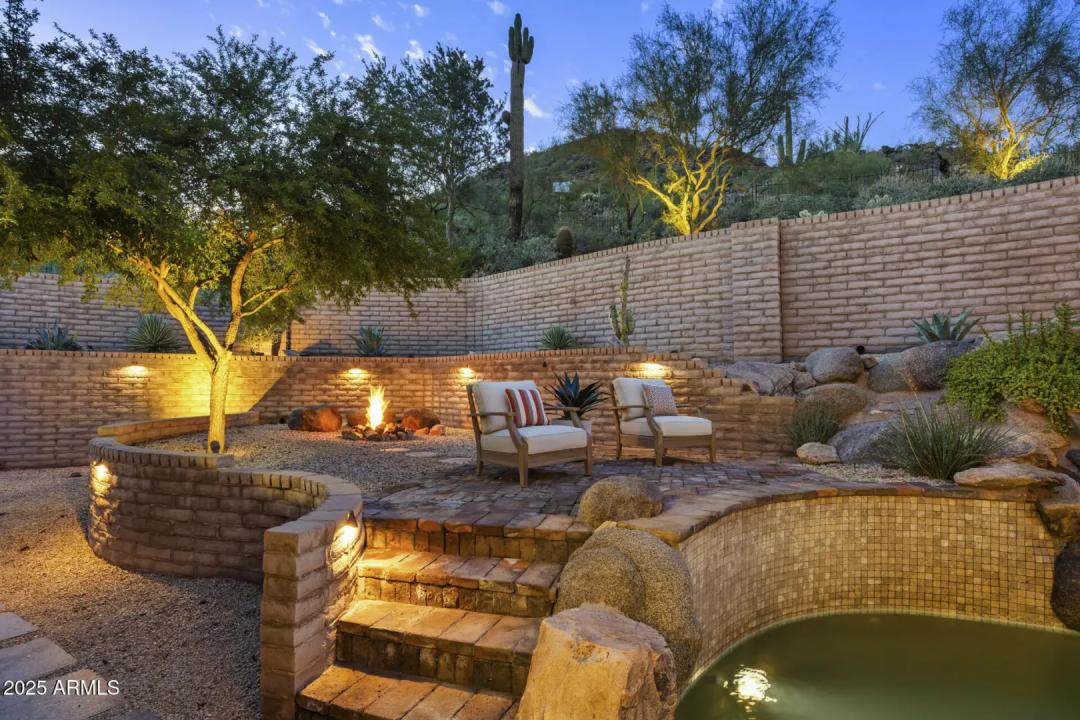 Real Estate Picture 29