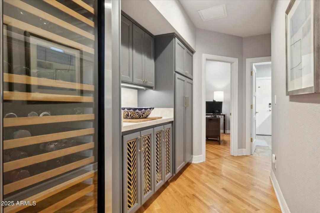 Real Estate Picture 17