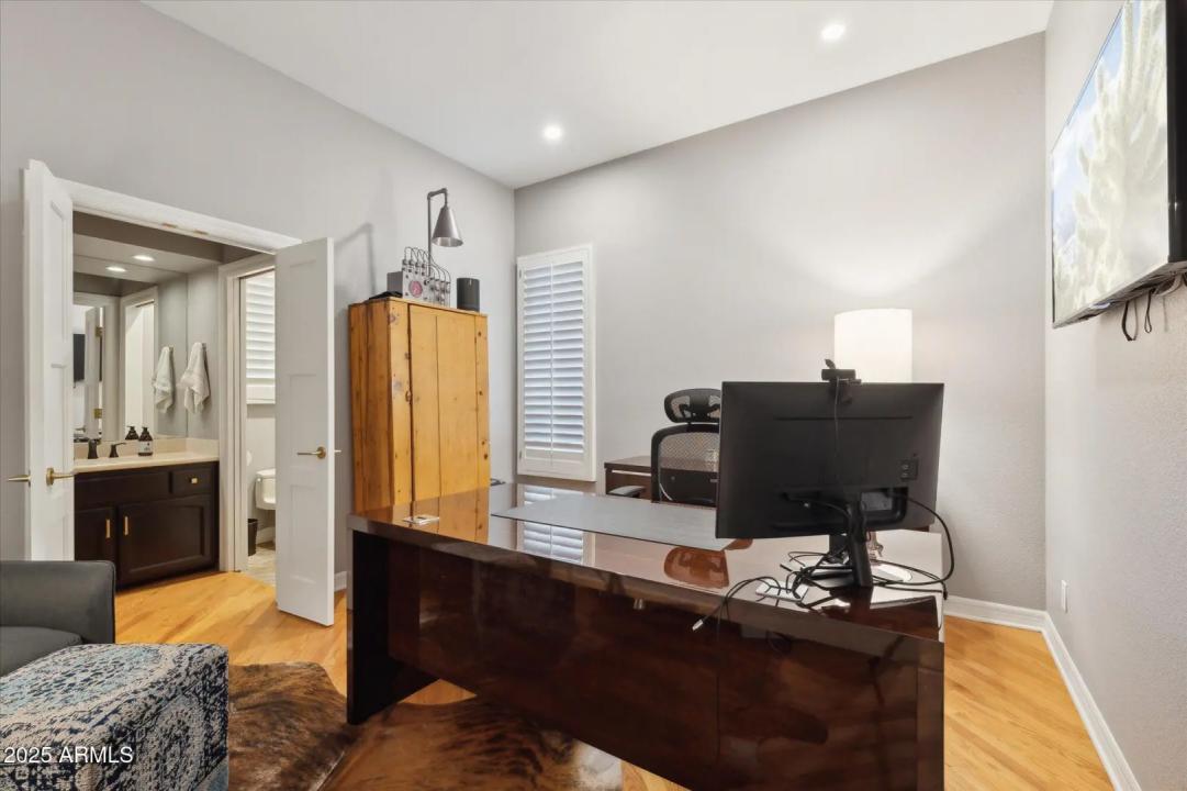 Real Estate Picture 21