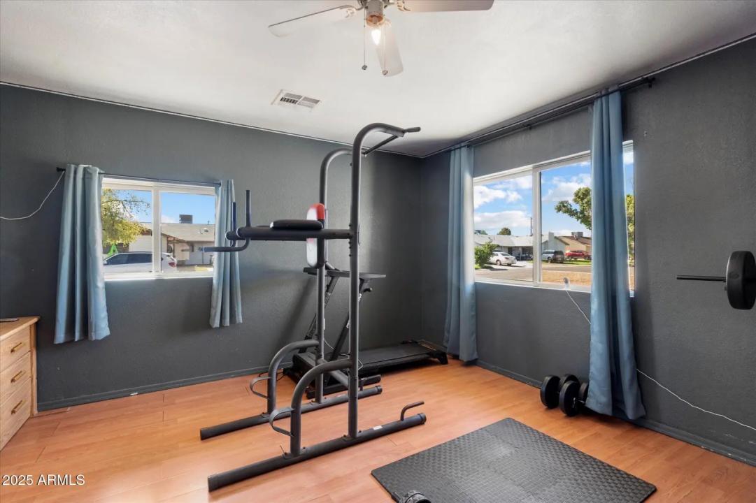 Real Estate Picture 15