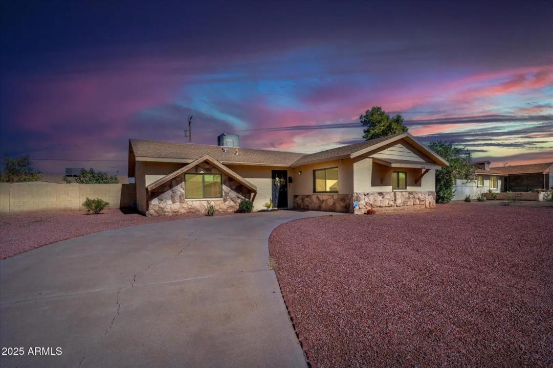 Real Estate Picture 1