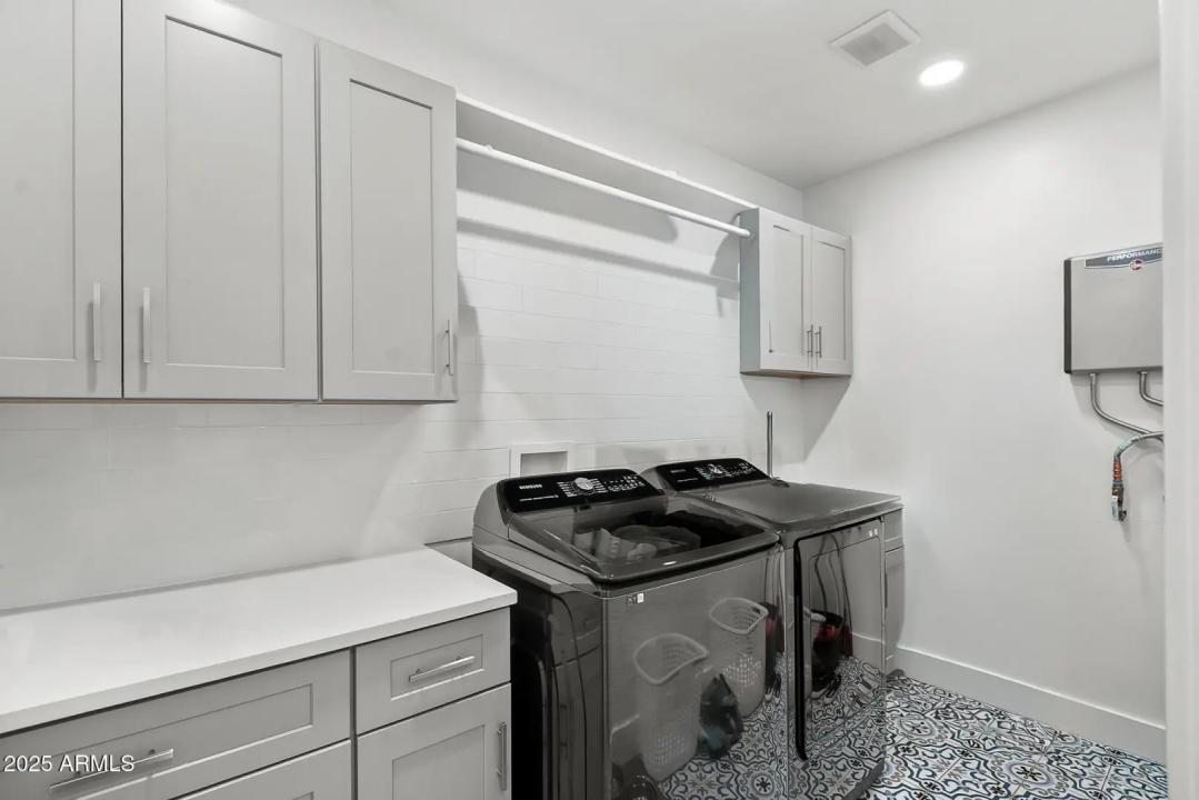 Real Estate Picture 20