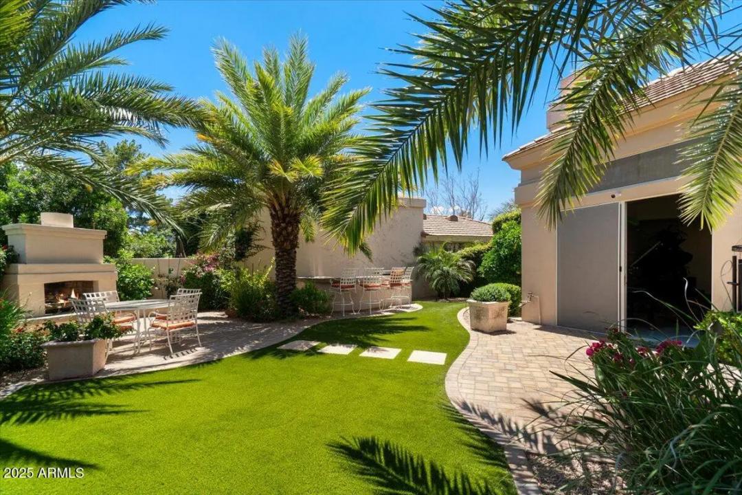 Real Estate Picture 17