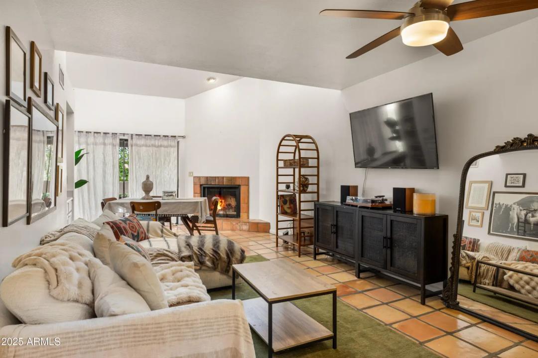 8651 E ROYAL PALM Road Unit 208 Scottsdale AZ 85258
