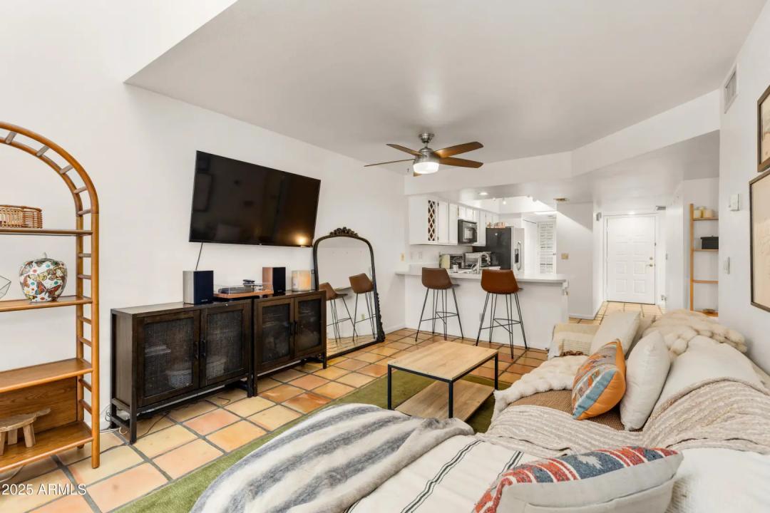 Real Estate Picture 2