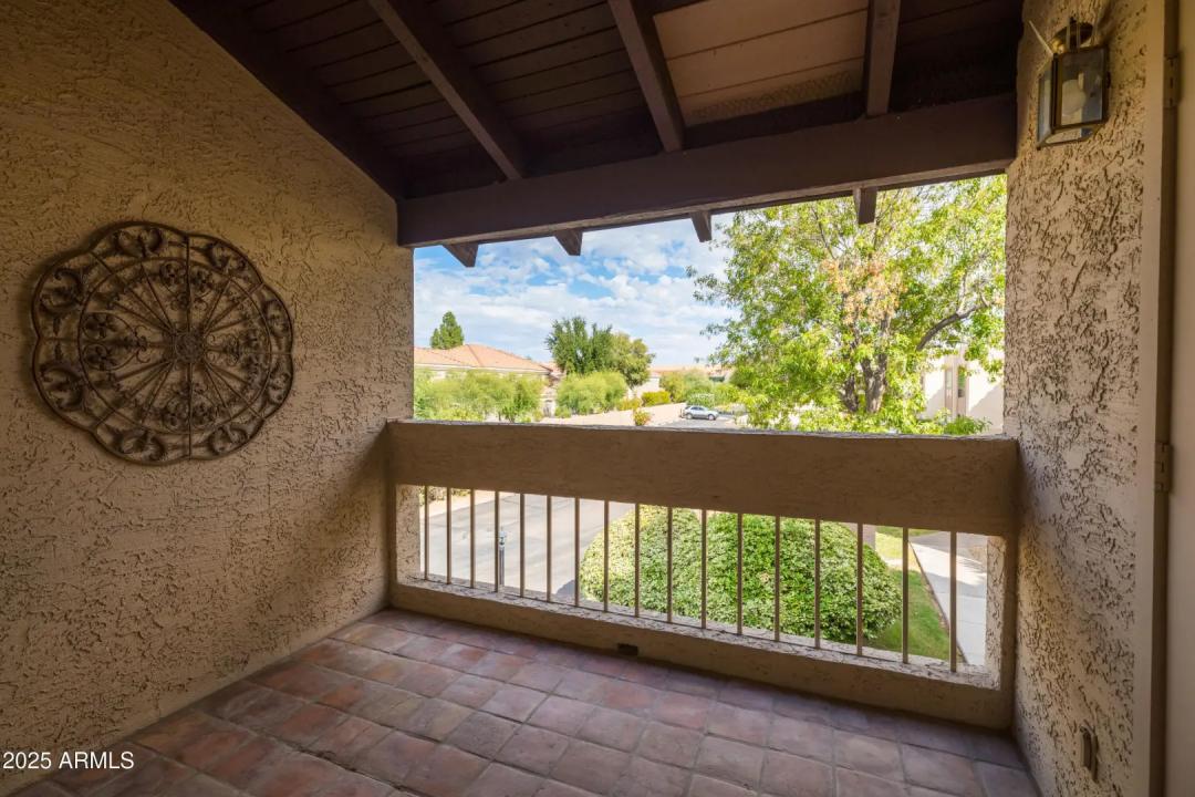 Real Estate Picture 25