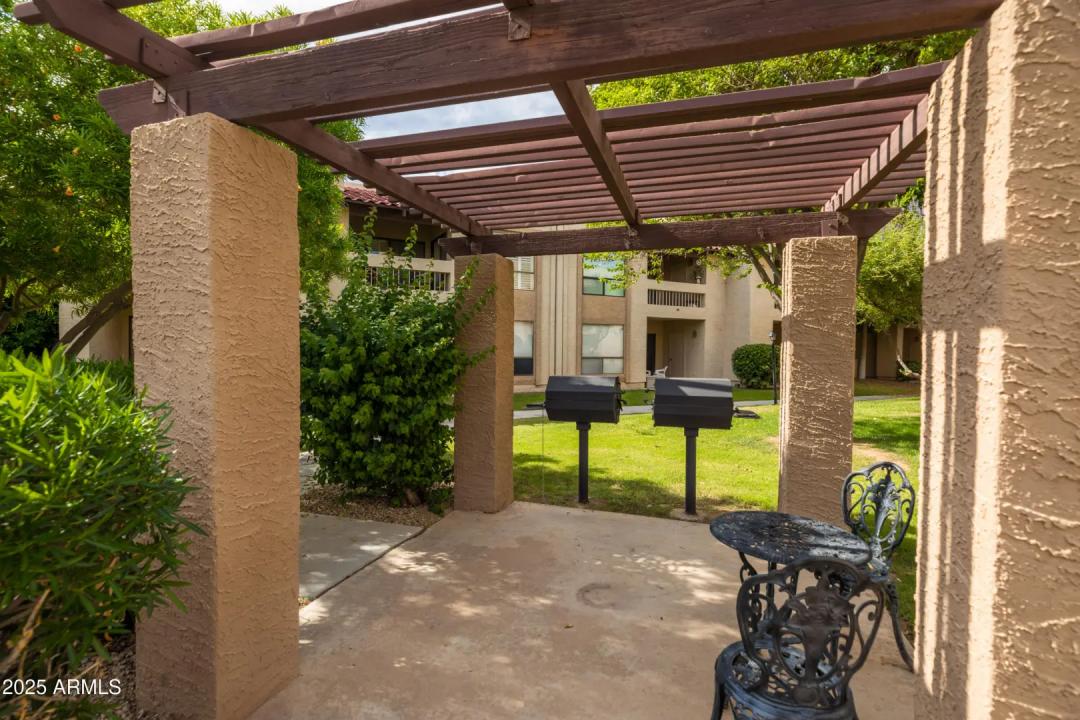 Real Estate Picture 35