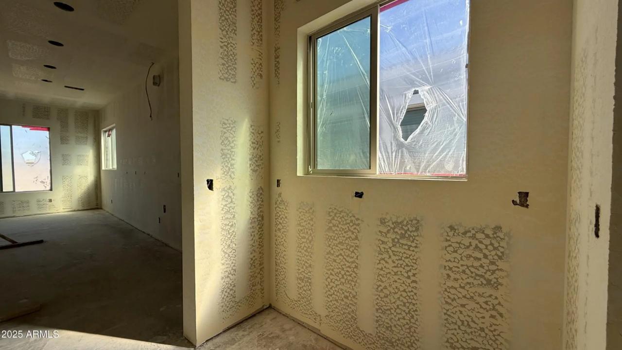 Real Estate Picture 10