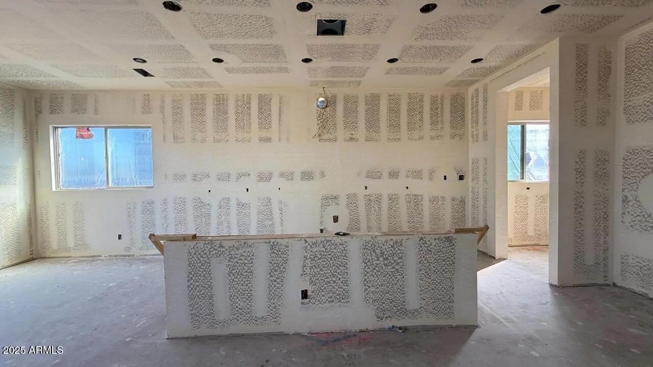 Real Estate Picture 11