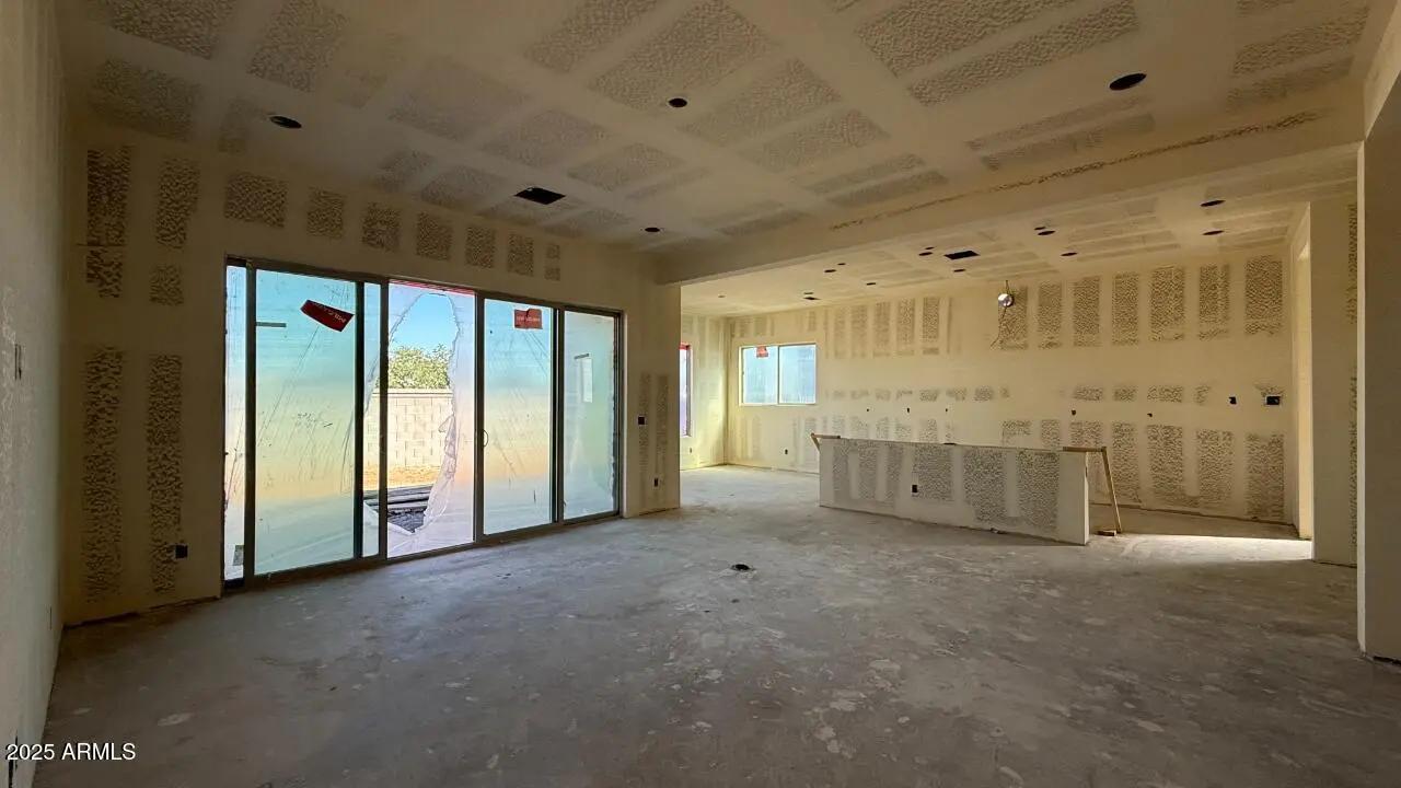 Real Estate Picture 13