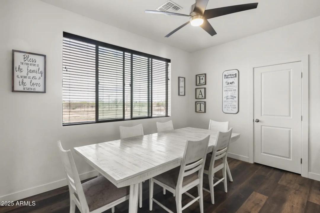 Real Estate Picture 21