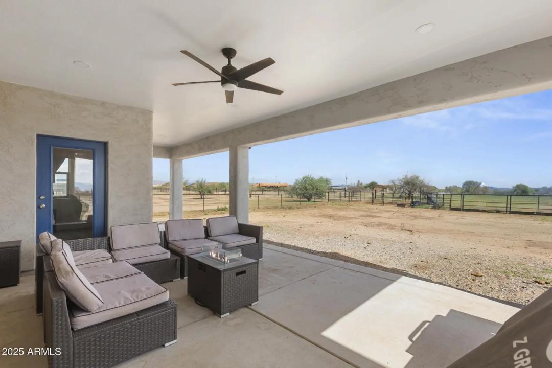 Real Estate Picture 43
