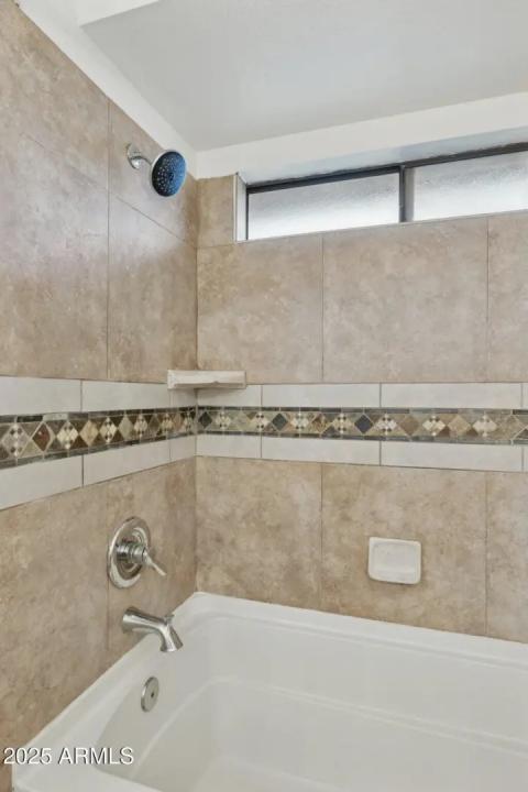 Real Estate Picture 22