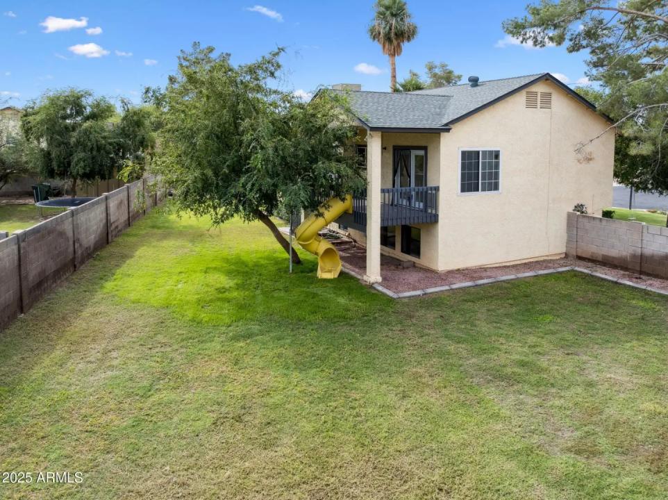 Real Estate Picture 38