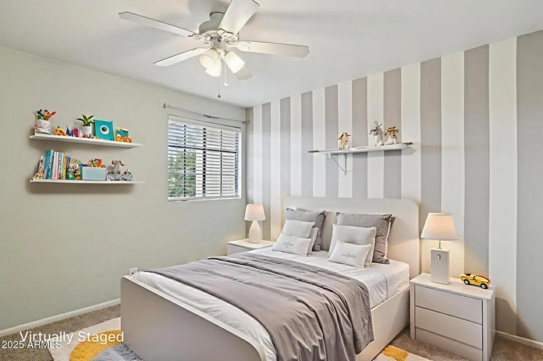 Real Estate Picture 14