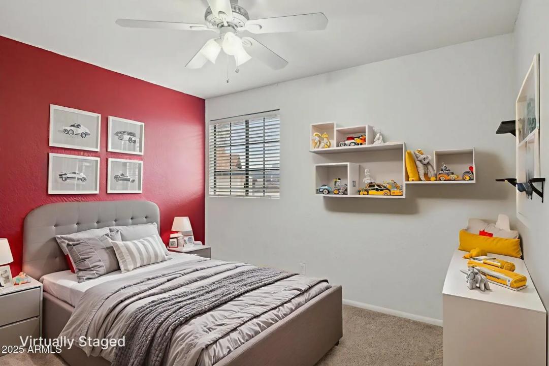 Real Estate Picture 15