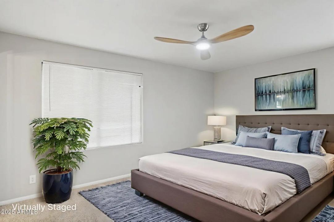 Real Estate Picture 16