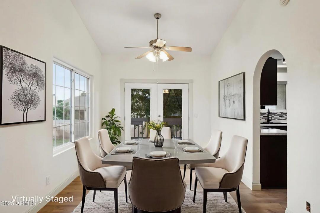 Real Estate Picture 9