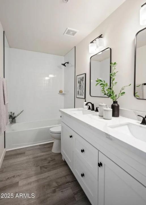 Real Estate Picture 10