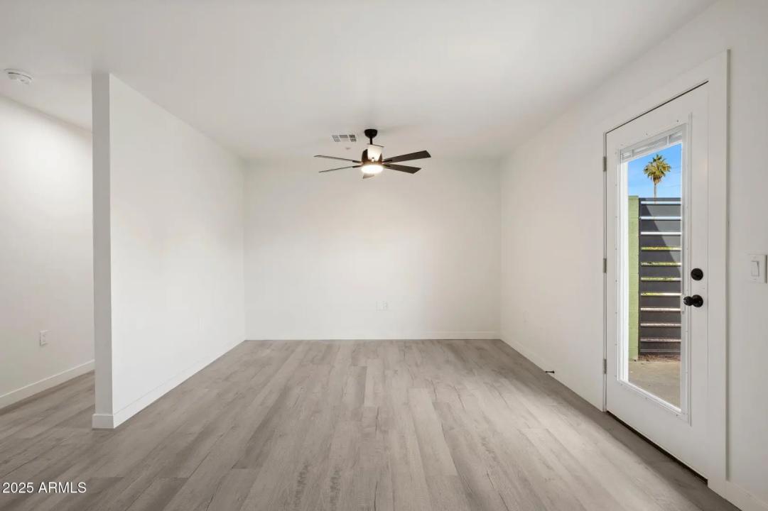 Real Estate Picture 19