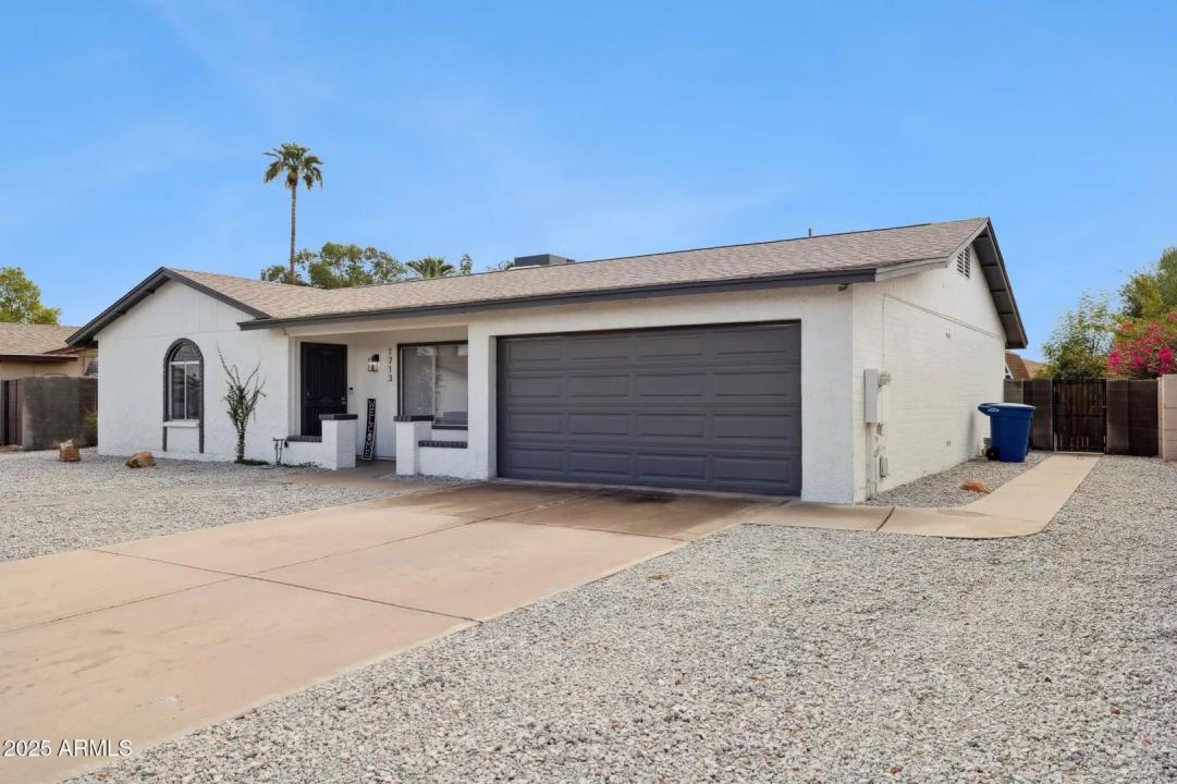 Real Estate Picture 5