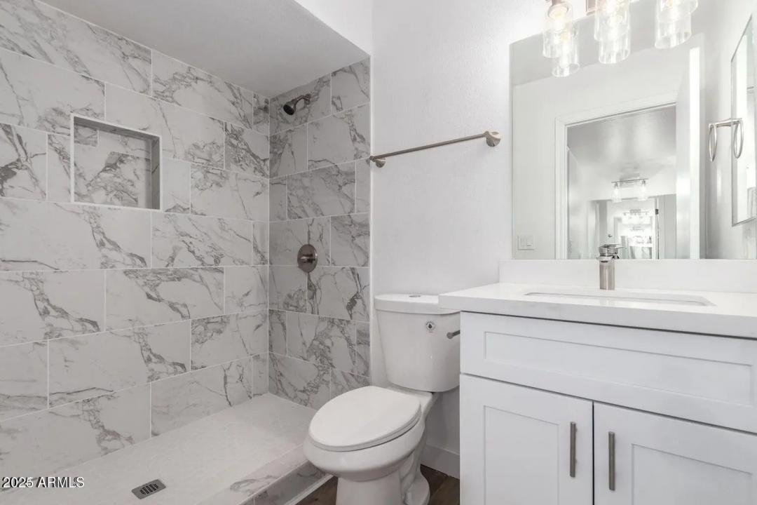 Real Estate Picture 19