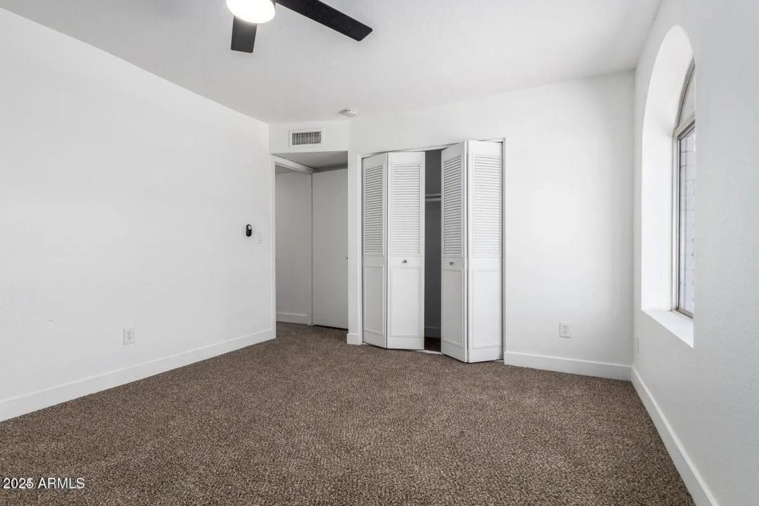 Real Estate Picture 22