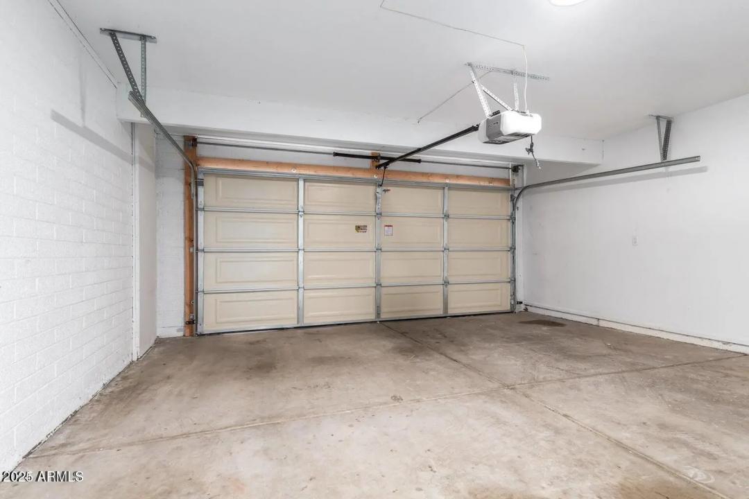 Real Estate Picture 27