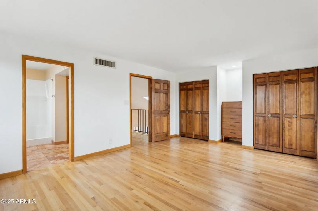 Real Estate Picture 26