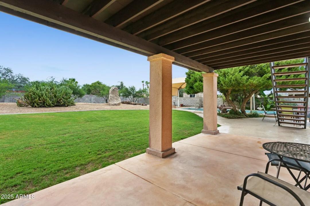 Real Estate Picture 36