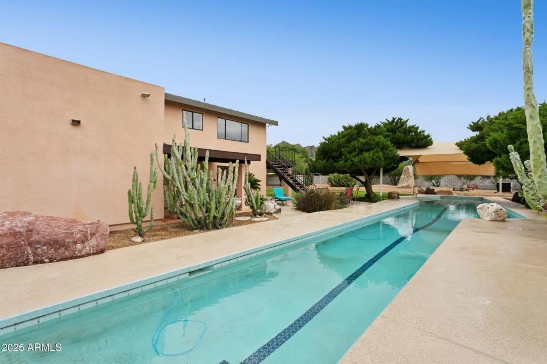 Real Estate Picture 43