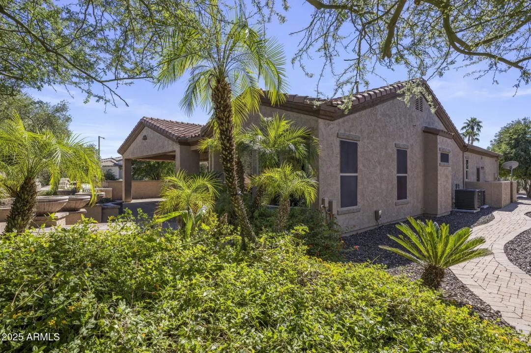 Real Estate Picture 29