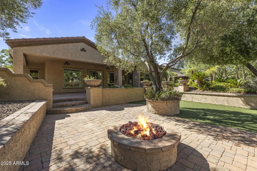 Real Estate Picture 32