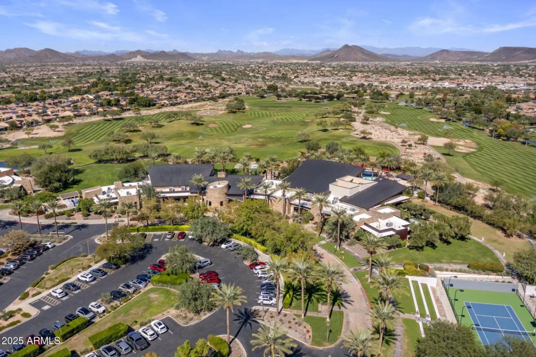 Real Estate Picture 36