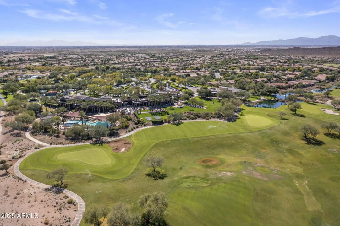 Real Estate Picture 39